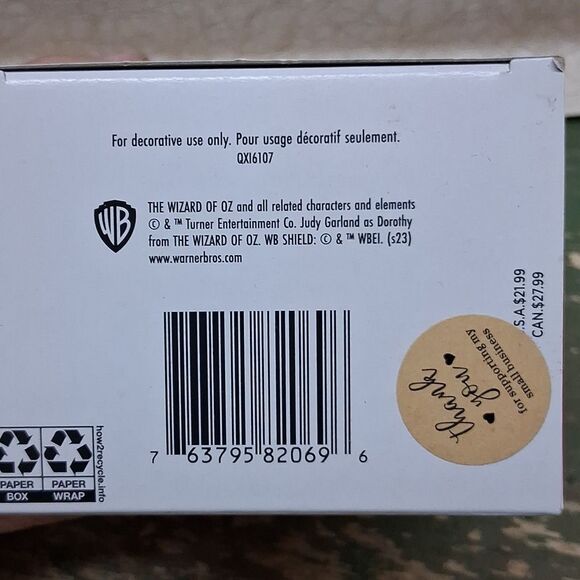 2023 Hallmark Keepsake Ornament Wizard of Oz Under The Poppies Spell Dorothy#039 - Picture 3 of 3